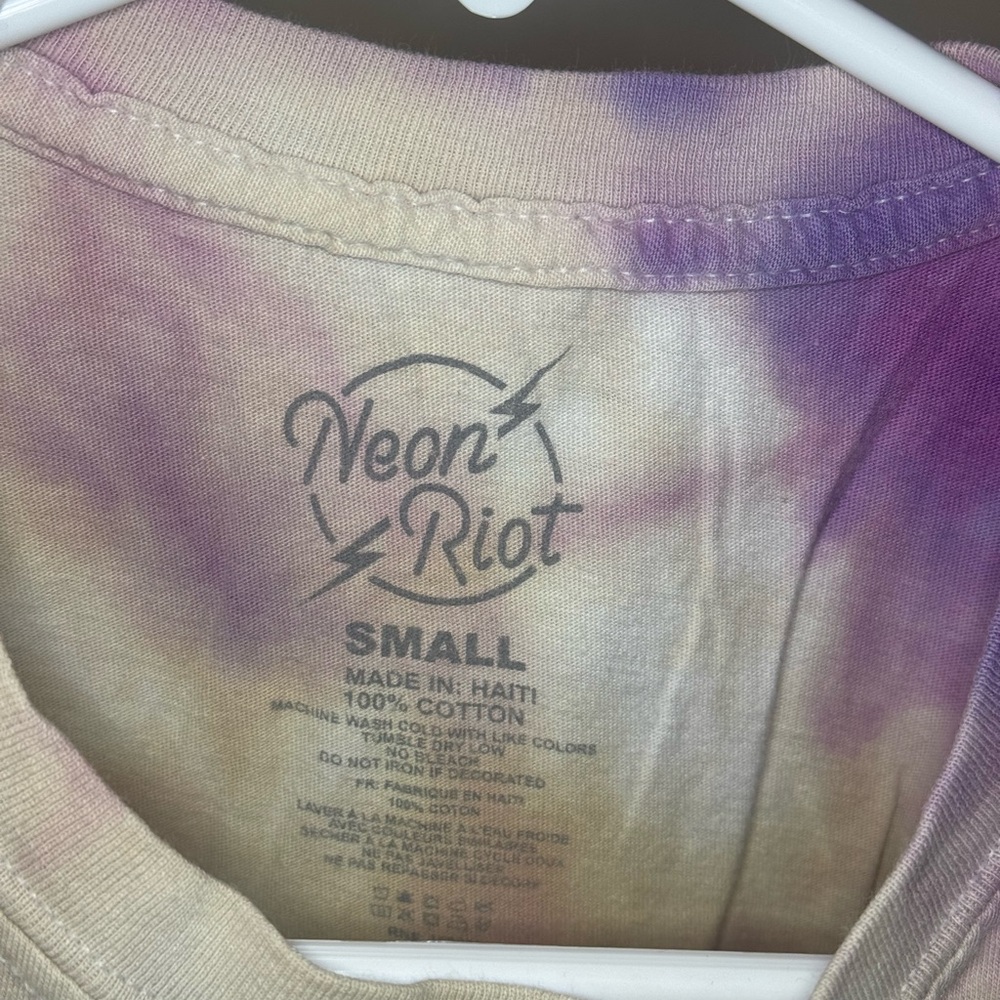 Neon Riot work in progress tie-dye tee - Picture 5 of 6